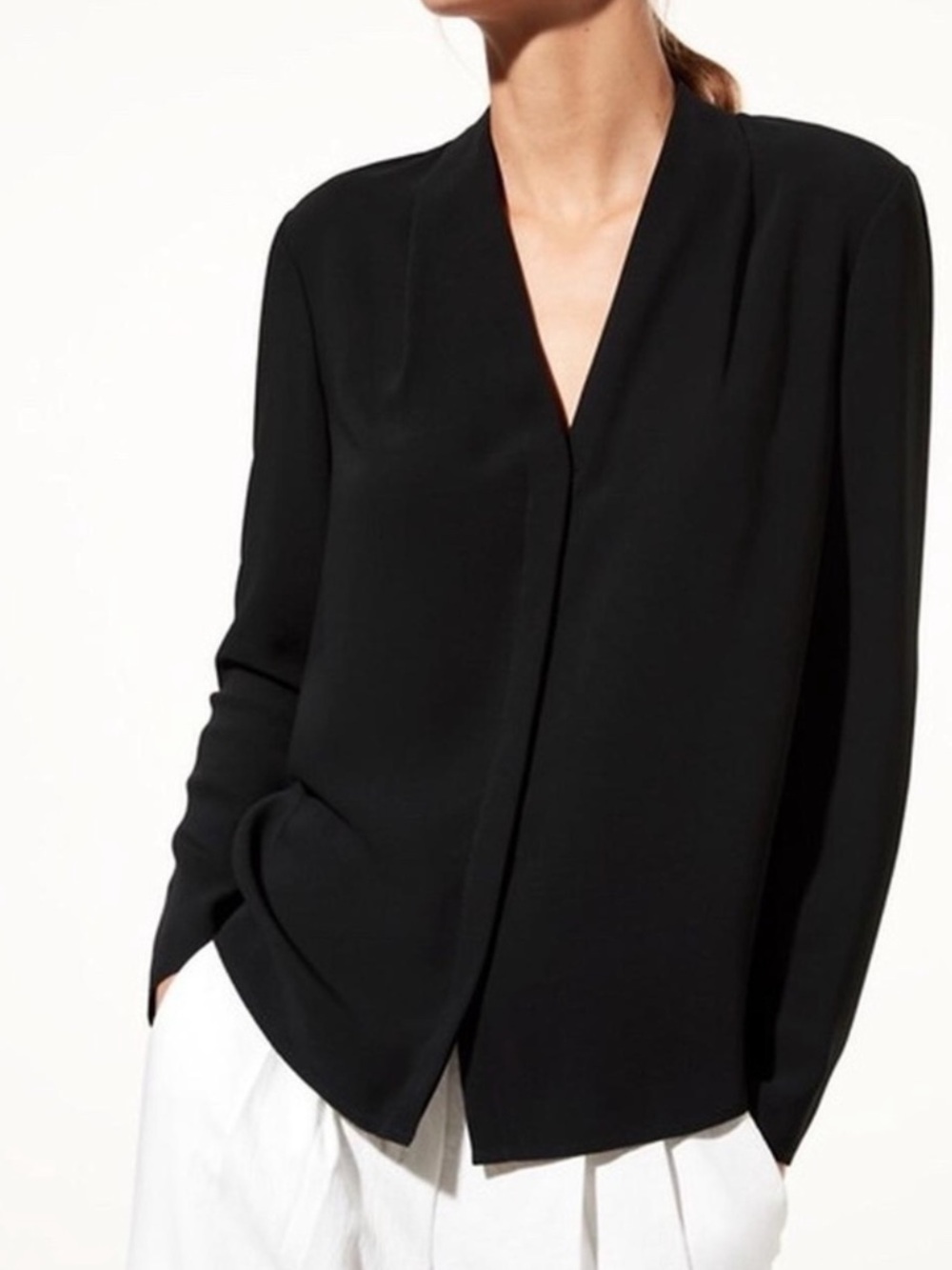 Aritzia BABATON Akira Power Blouse in Black Size XXS